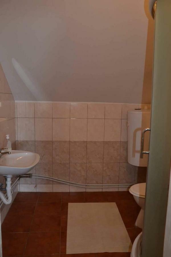 Guest House Bole Vinci Екстериор снимка